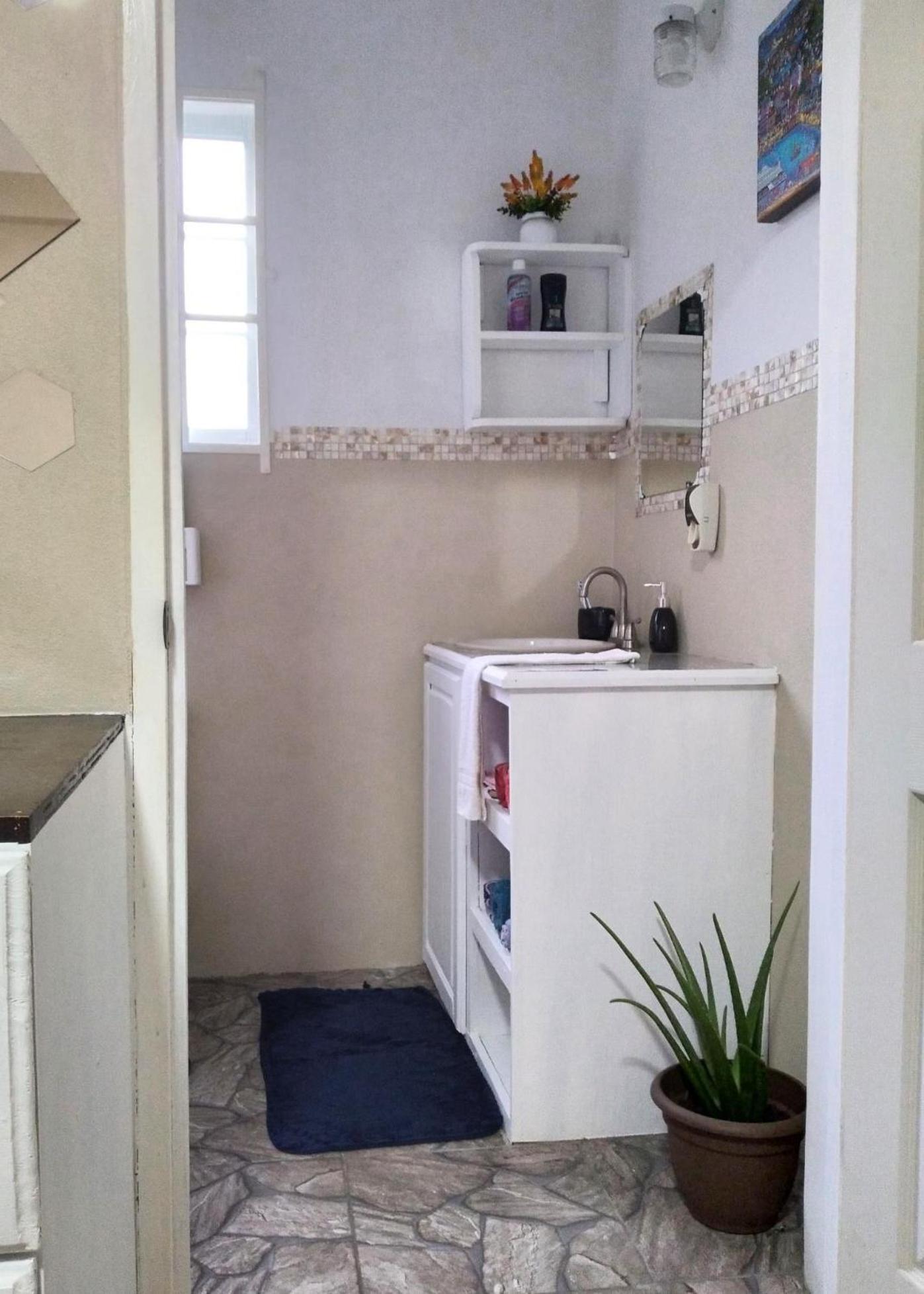 St. George'S Holiday Studio Vacation Of A Lifetime Fontenoy Bagian luar foto